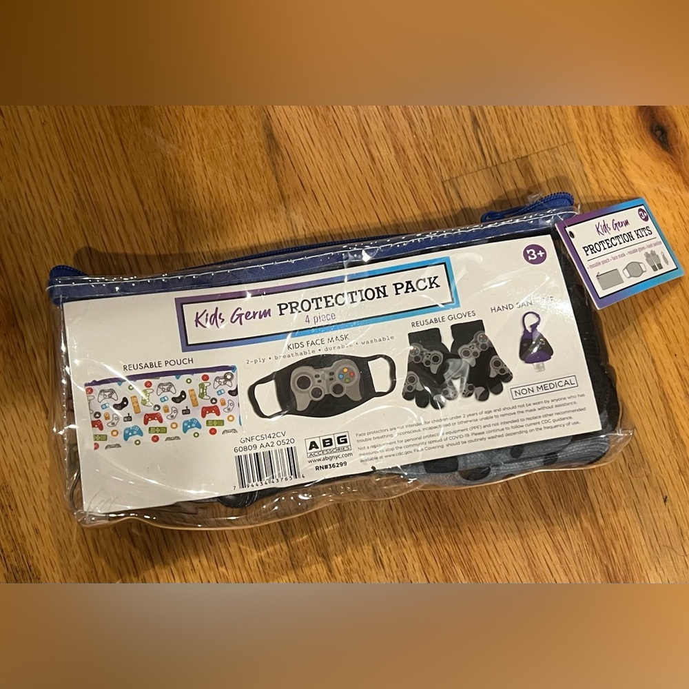 COPY - Kid's gloves and sanitizer kit